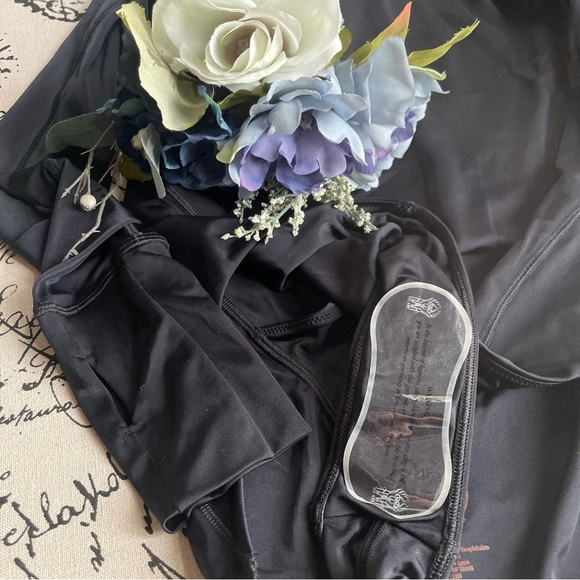 NWT Revolve HAH We Are Hot As Hell Gloves Off Bodysuit in Noir, Size Large - Picture 13 of 14